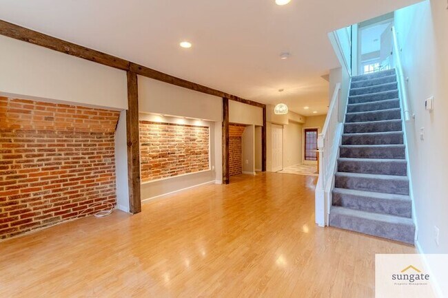 Foto del edificio - 1632 Light St