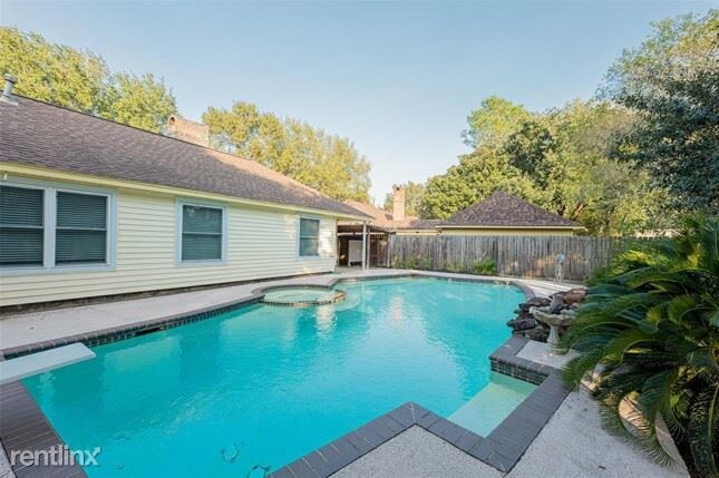 Building Photo - 3 br, 2 bath House - 5911 T Street