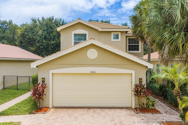 Foto del edificio - 10941 Bitternut Hickory Ln