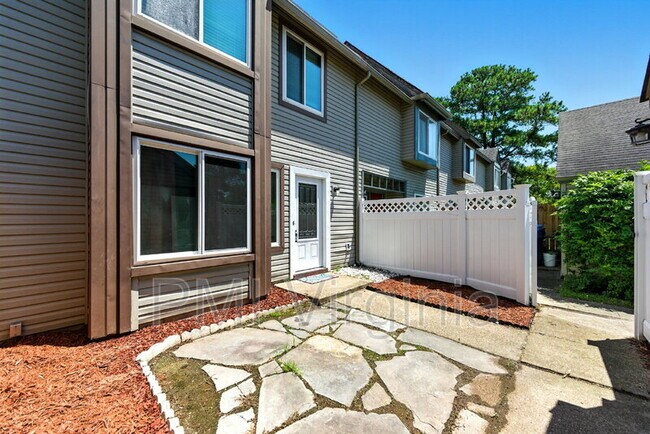 Building Photo - 3474 Smokey Chamber Dr