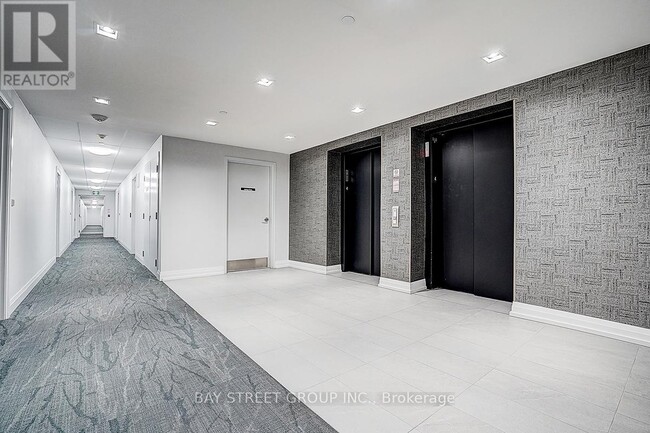 Building Photo - 555 William Graham Dr