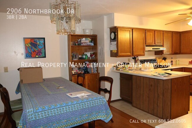 Foto del edificio - 2906 Northbrook Dr