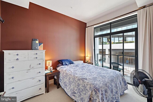 Foto del edificio - 525 Water St SW
