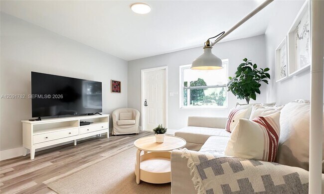 Foto del edificio - 528 SW 4 Ave