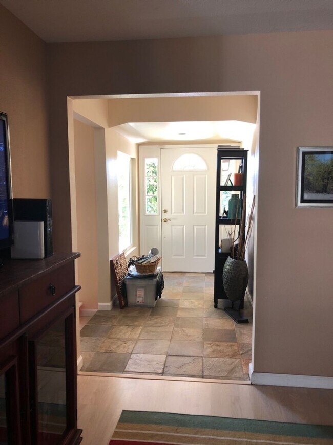 Foto del edificio - 4 Bedroom 3 bath with Pool in South Davis