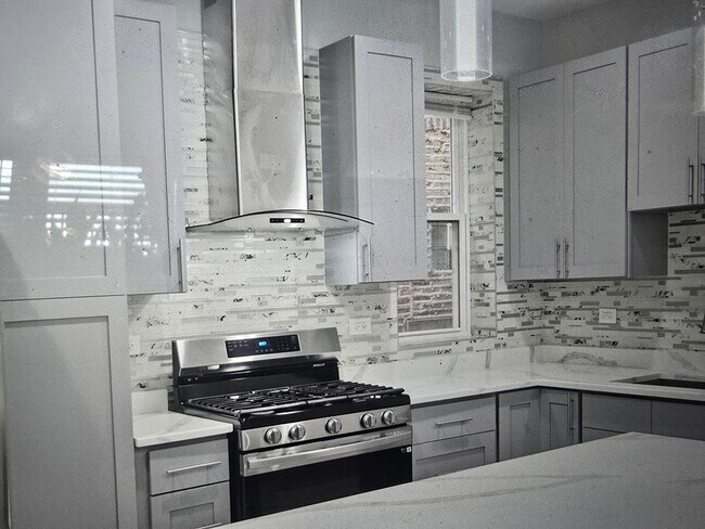 Foto del edificio - 4524 N Central Park Ave