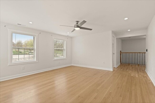 Foto del edificio - 4605 Harrison St