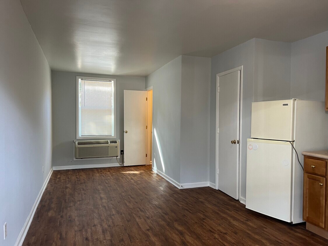 2413 S Fraser St Unit 6, SC 29440 Condo for Rent in SC