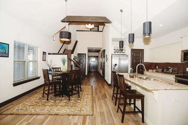 Foto del edificio - Stylish Bentonville Home (Community Amenities!)