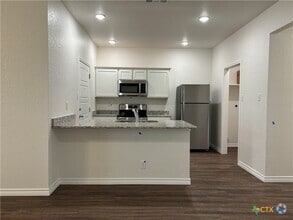 Building Photo - 1110 Carlsberg Dr