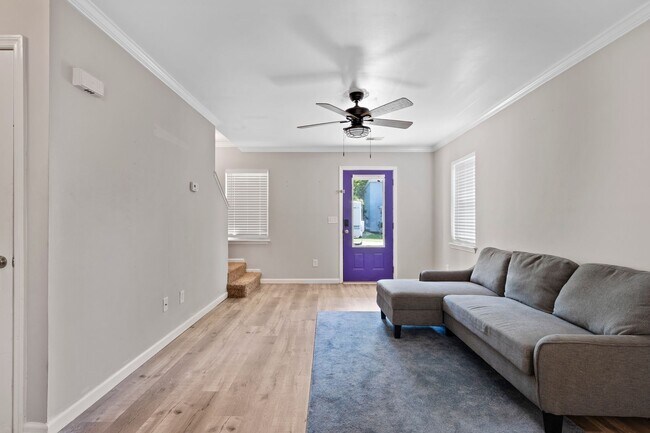 Foto del edificio - 3 bedroom single family home in West Ashley