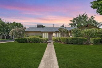 Building Photo - 3875 Buckthorne Dr