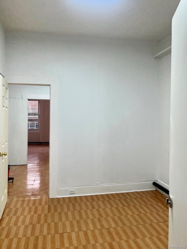 Foto del edificio - 88-15 Jamaica Ave