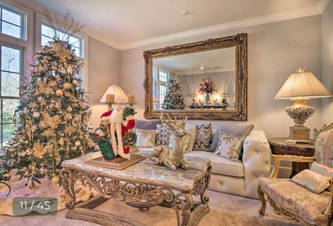 Formal Living Room - 234 Brookwood Dr