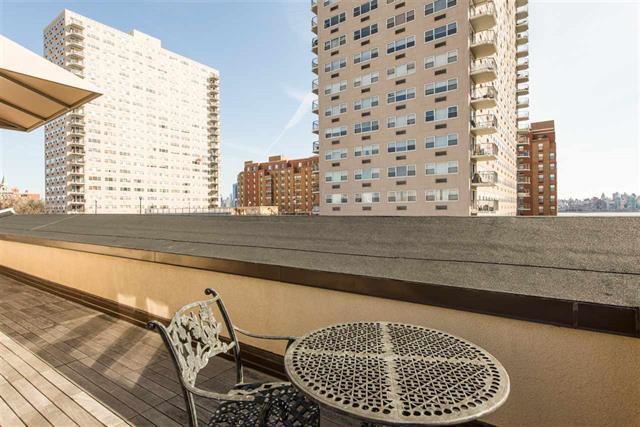 Foto del edificio - 300 Hudson St