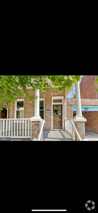 Building Photo - 426 W Vine St