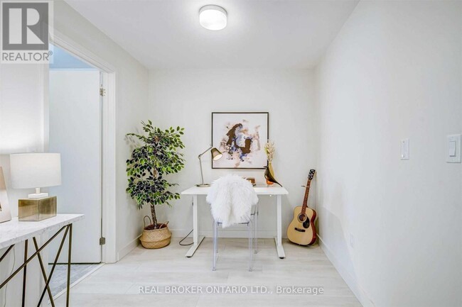 Building Photo - 168 Sabina Dr