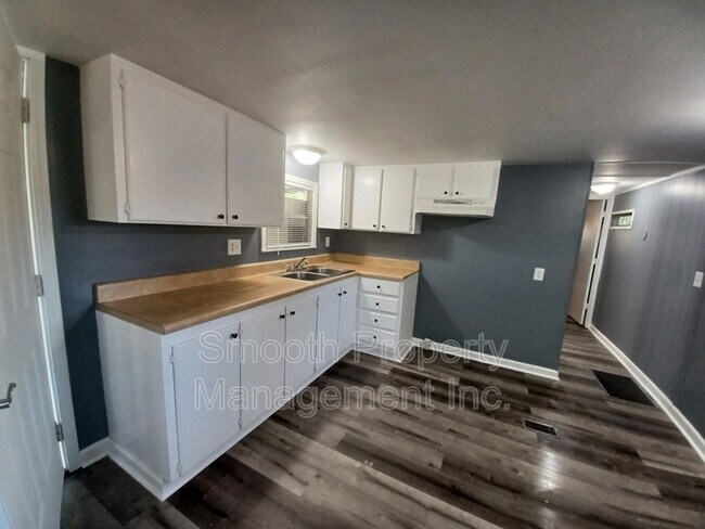 Foto del edificio - 191 E Oakfield Rd