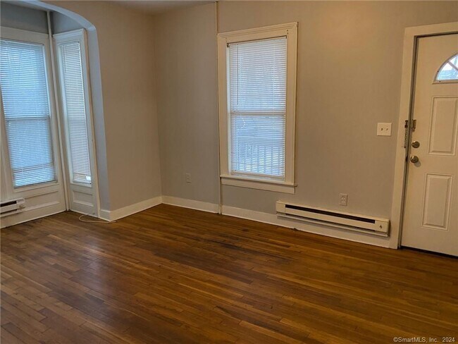 Foto del edificio - 22 Dr Aaron B Samuels Blvd