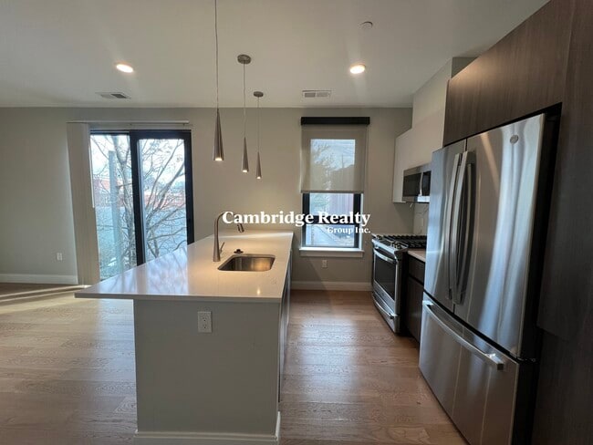 Foto del edificio - 18 Central St