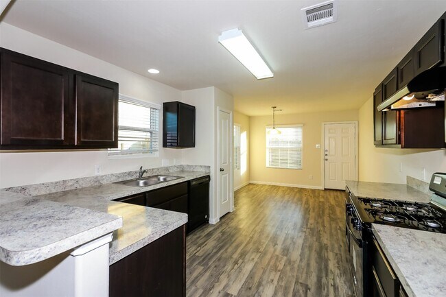 Foto del edificio - 12419 Early Morning Dr