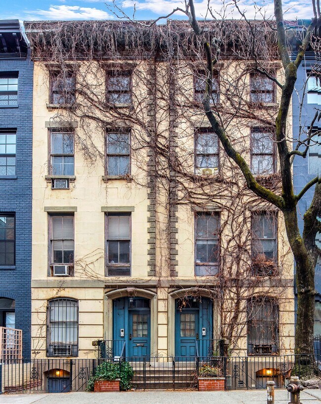 Building Photo - 205-207 W 22nd St