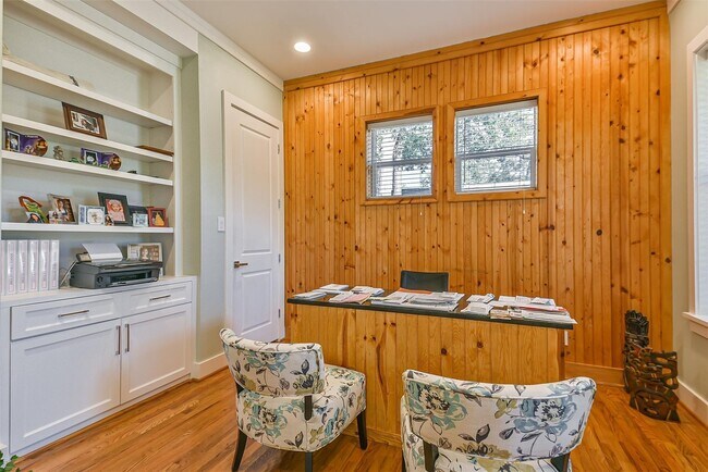 Building Photo - 18659 Clover Path