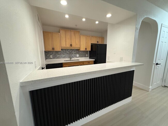 Foto del edificio - 2319 N Congress Ave