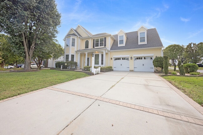 Building Photo - 11623 Fox Hill Dr