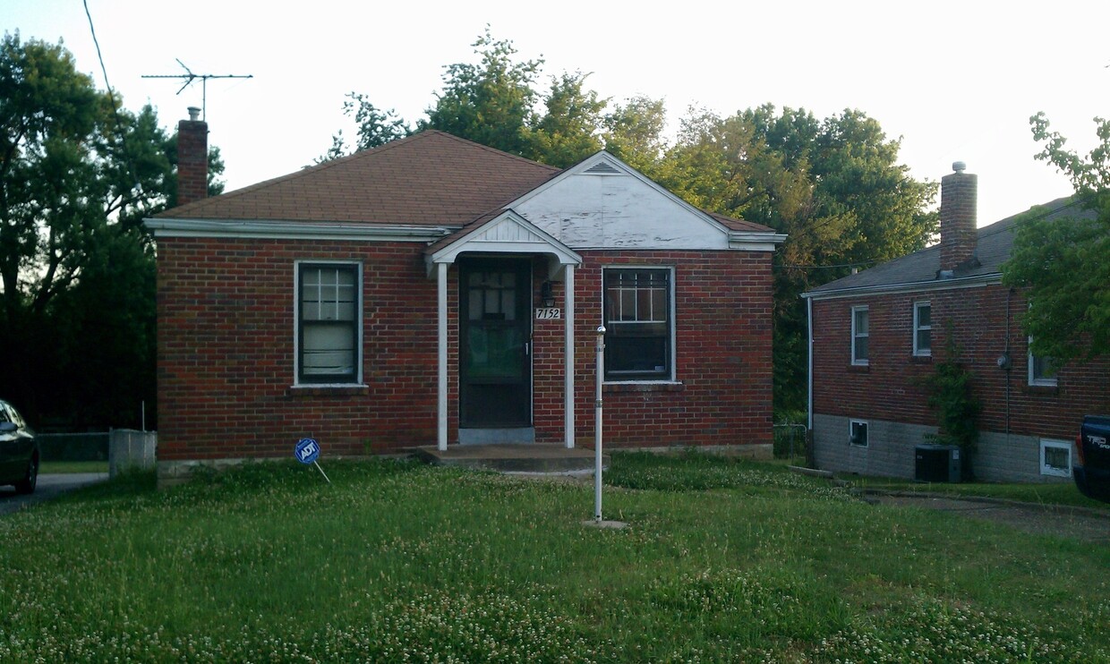 Primary Photo - $1095.00/ 2br - 2 Bedroom Home in Jennings...