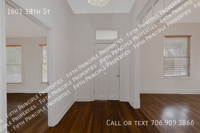Building Photo - 1601 18th St