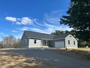 Building Photo - 183 Knowlton Hill Rd