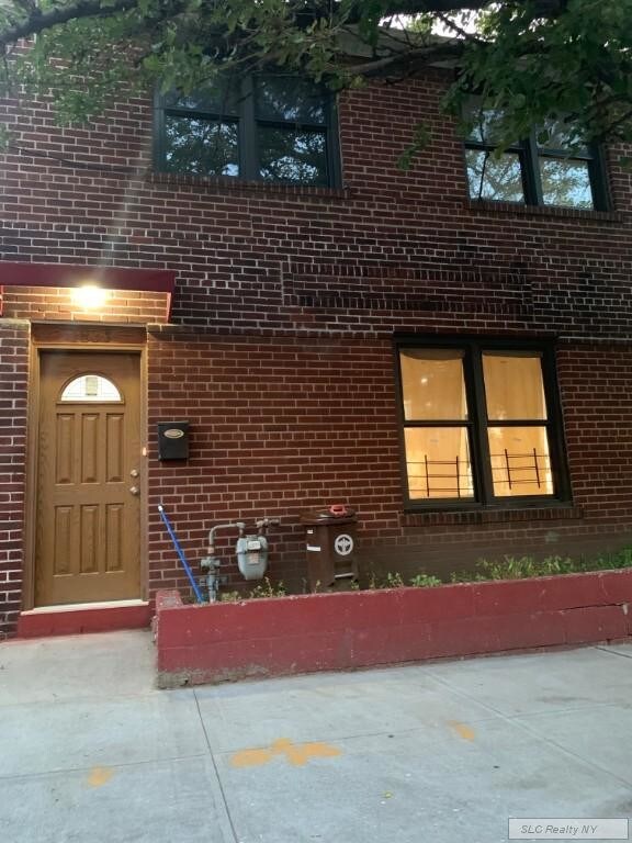 1839 Fowler Ave, The Bronx, NY 10462 House Rental in The Bronx, NY