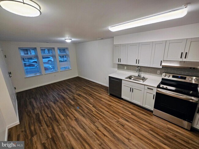 Foto del edificio - 200 Hamilton Ave