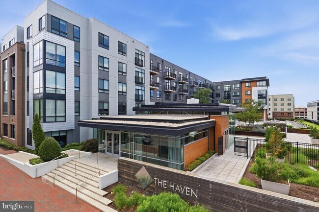Foto del edificio - 145 Riverhaven Dr