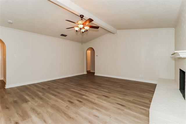 Foto del edificio - 1003 Holly Hill Ct