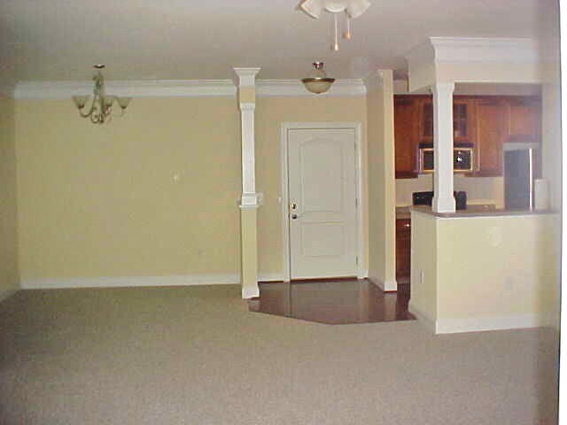 Foto del edificio - 1401 Coopers Hill Dr