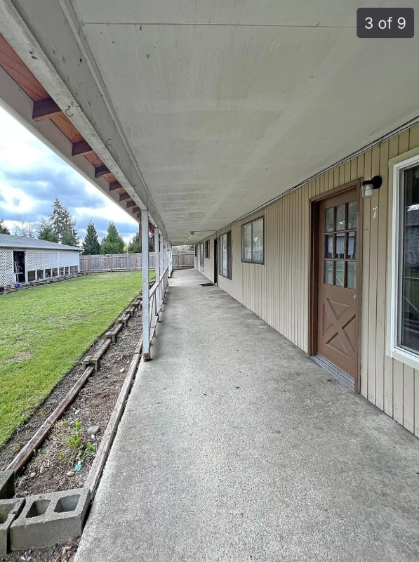 Building Photo - 130 166th St S