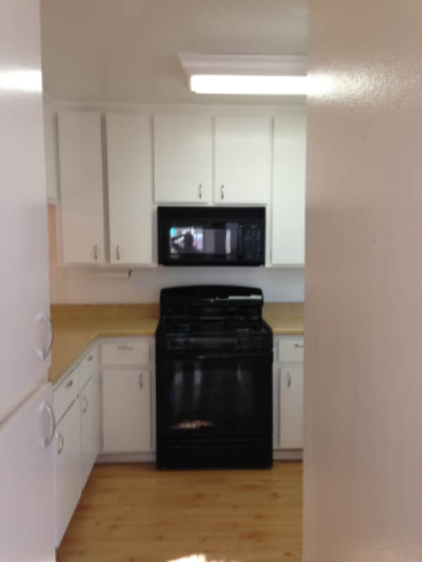 Building Photo - 2360 Euclid Ave