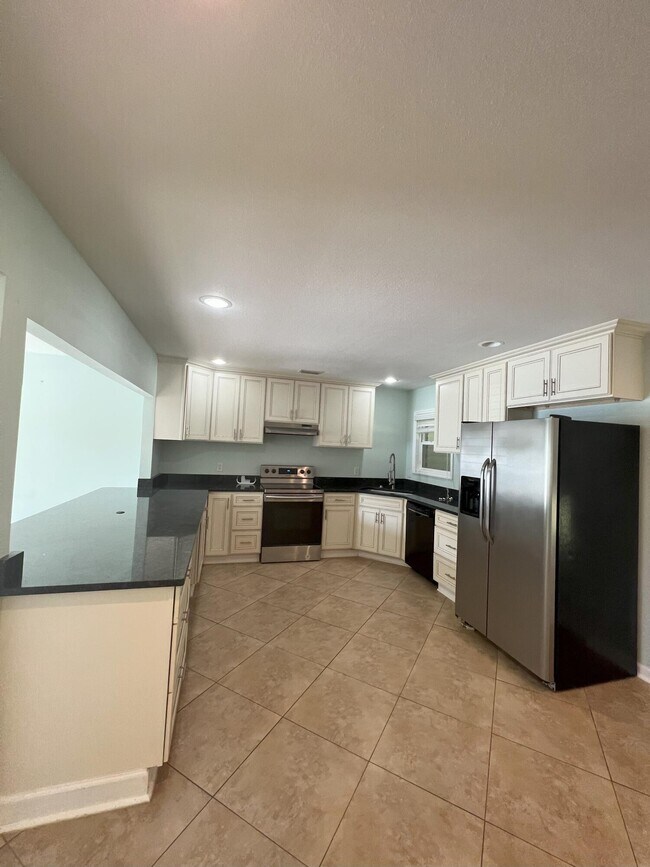 Foto del edificio - 1207 Sunshine Dr