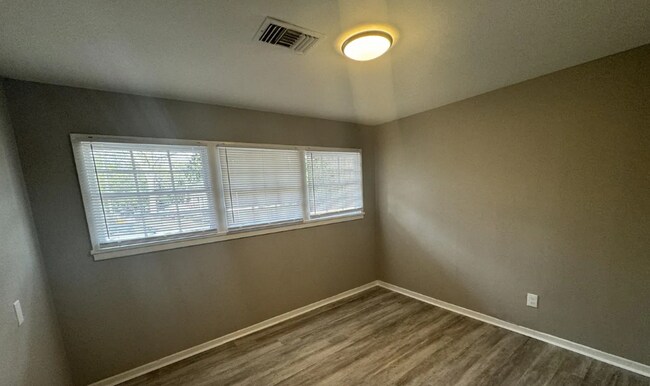 Foto del edificio - 2930 Oldknow Dr NW