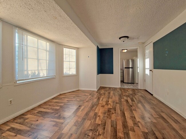 Building Photo - 2601 25th St