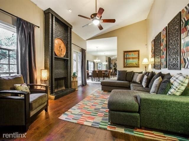 Building Photo - 2 br, 2 bath  - 10419 High Hollows Dr