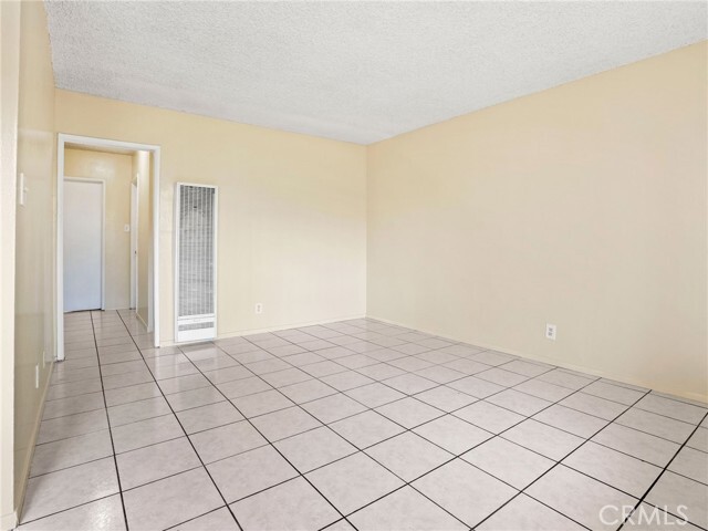 Foto del edificio - 9918 Ramona St