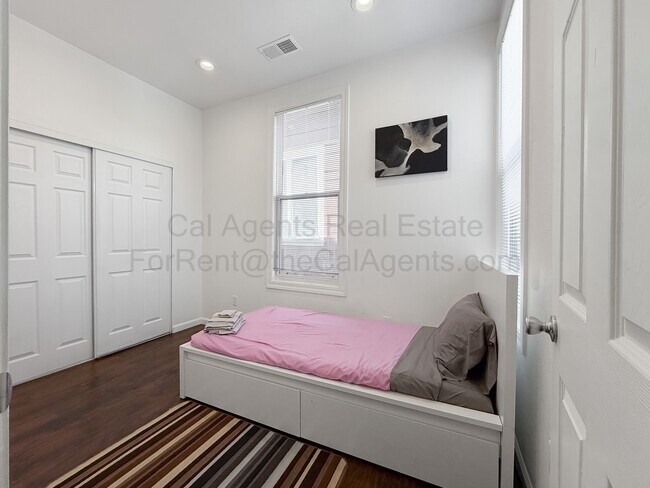 Foto del edificio - 1532 32nd St