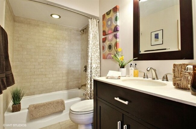 Foto del edificio - 1243 Brown St