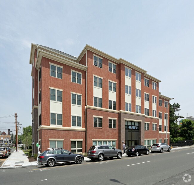 Gateway at 570 Apartments Bridgeport, CT