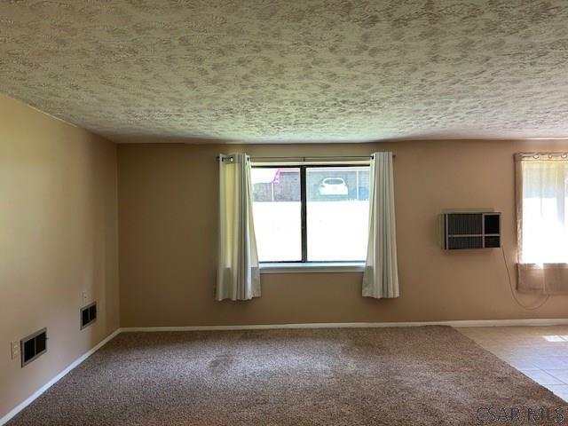 Building Photo - 545 Goucher St
