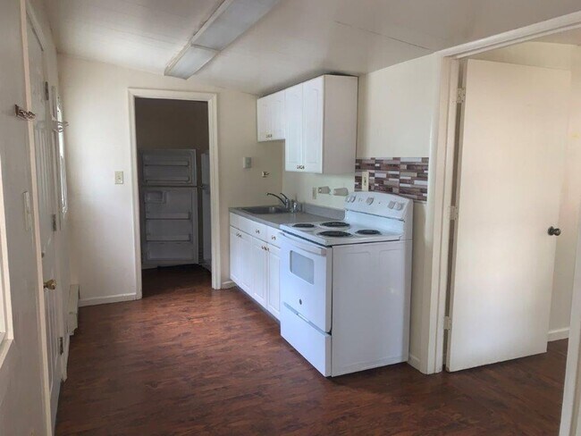 Foto del edificio - 1401A Zarker St-