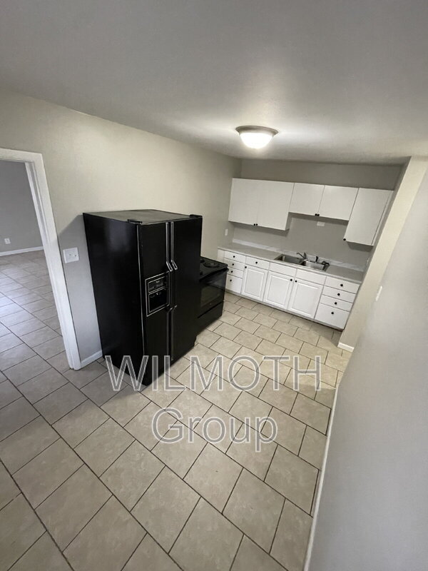 Building Photo - 622 Brewer Pl